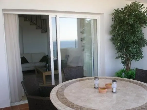 Duplex Apartment With Stunning Sea Views Sitio de Calahonda